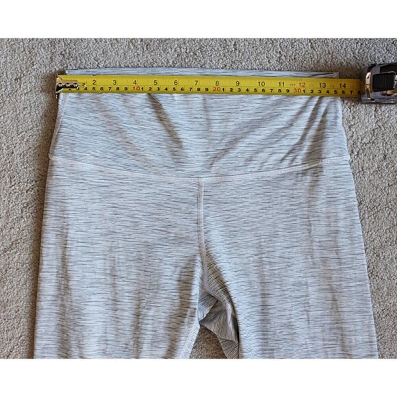 Lululemon - sz 10 - Wunder Under Crop -Raw Hem Hi Rise - Space Dye Nimbus Battle - Picture 4 of 8